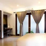 Villa Coklat 3Bdr. Drupadi Seminyak