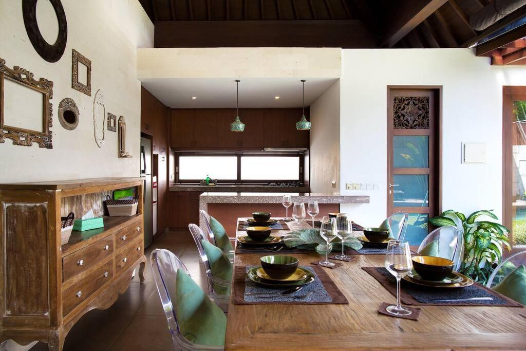 Coklat 3bdr. Drupadi Seminyak (Bali)